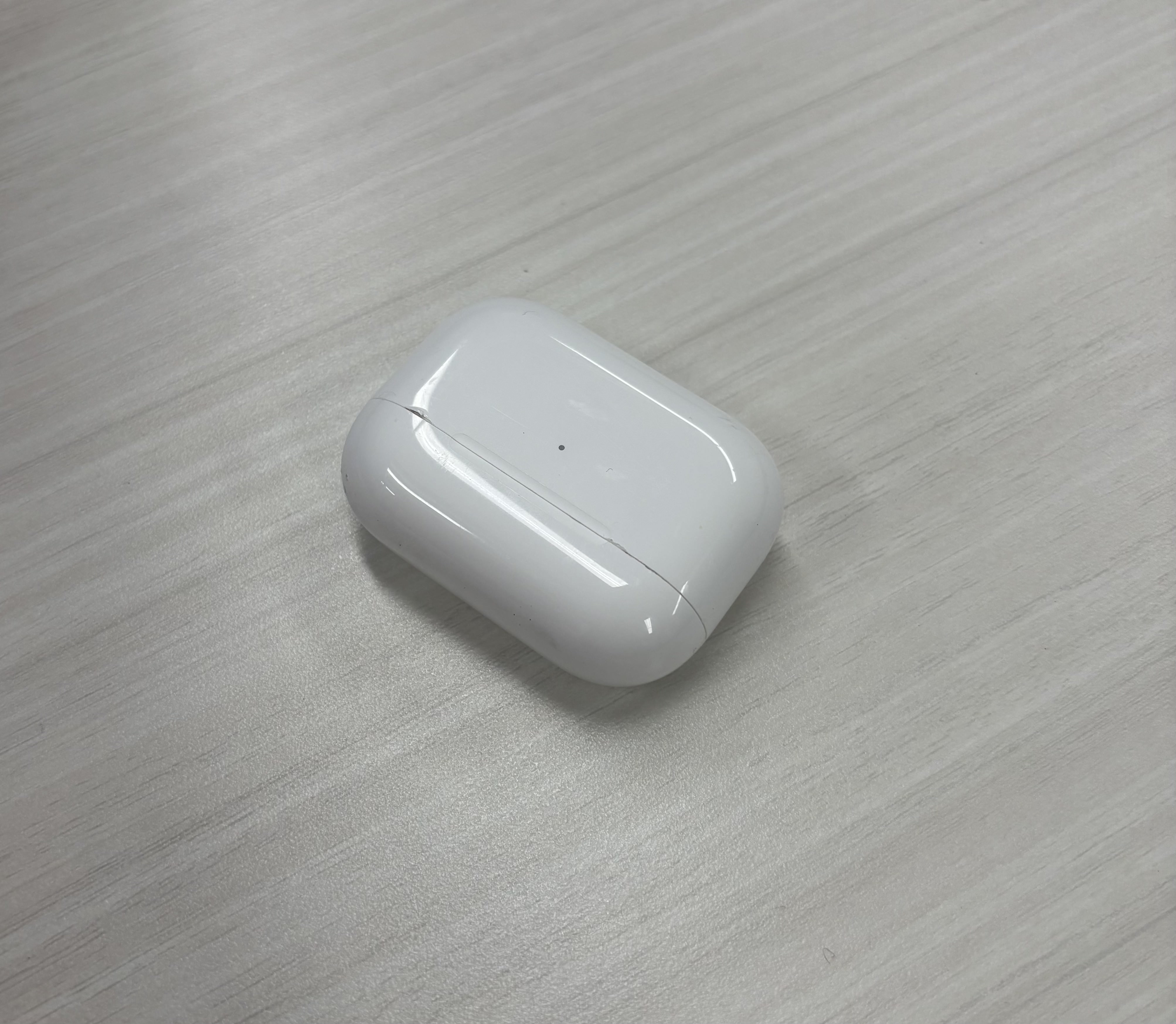 Physical Image of Airpod Case
