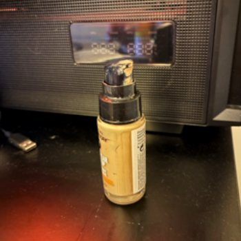 Physical Image of Foundation Bottle